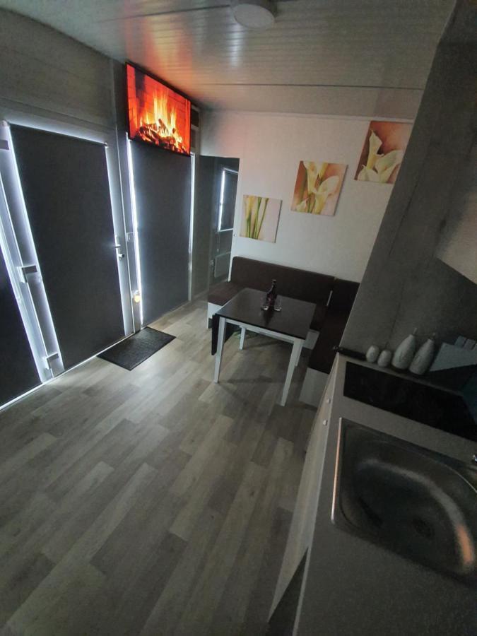 Roof Apartment Art-Pe Trebnje Bagian luar foto